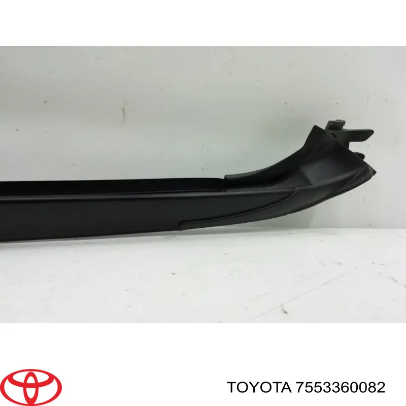 Listwa ochronna szyby przedniej prawa Toyota 7553360082 cena, od 31,61 USD