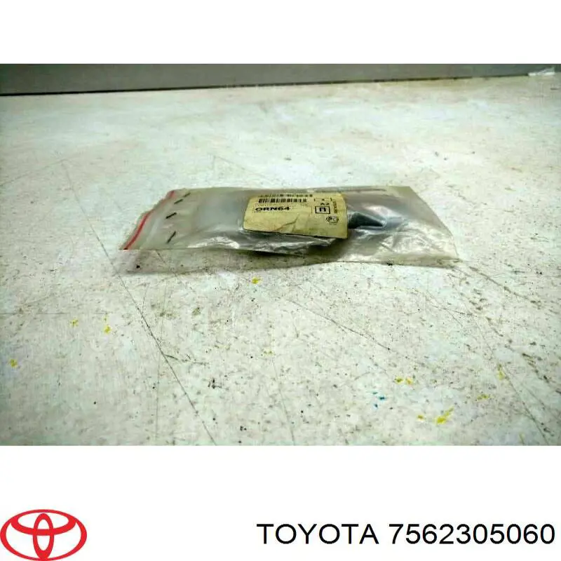 Listwa ochronna błotnika przedniego prawego Toyota 7562305060 cena, od 5,21 USD