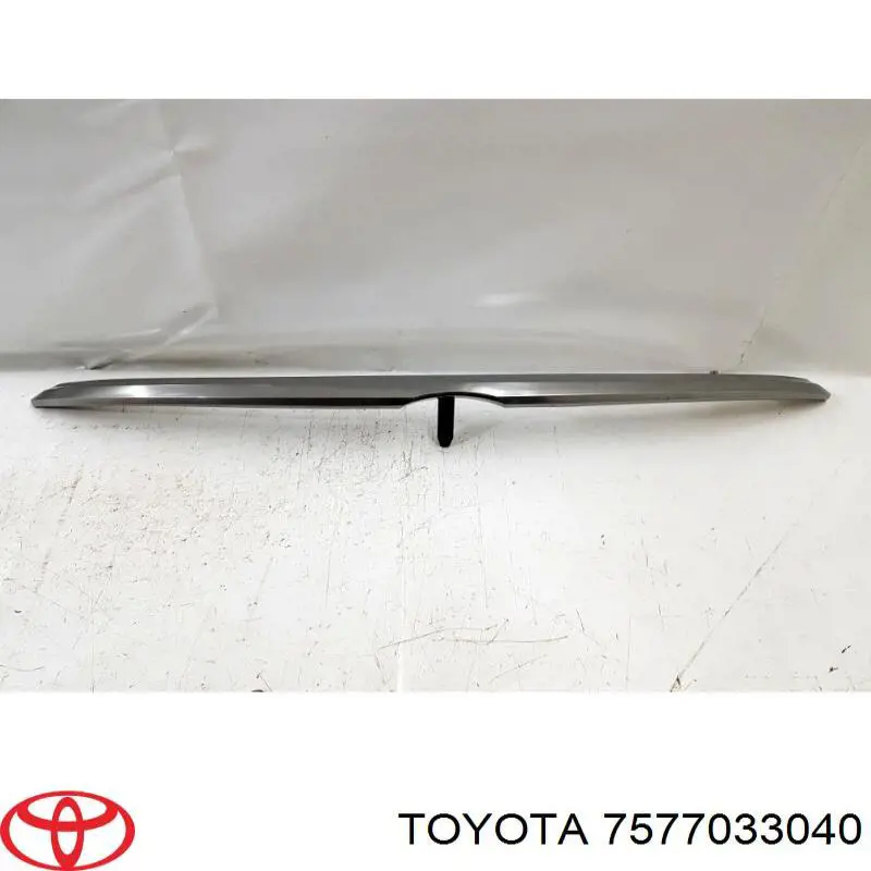 Do koszyka 7577033040 Toyota Listwa ochronna maski