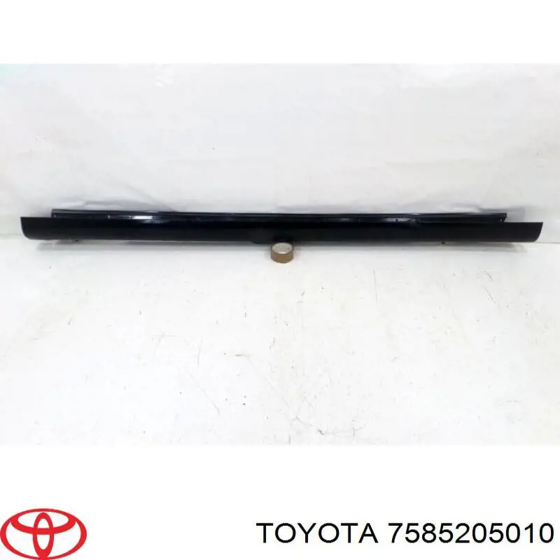 7585205010 Toyota Nakładka (listwa ochronna) na próg zewnętrzna lewa