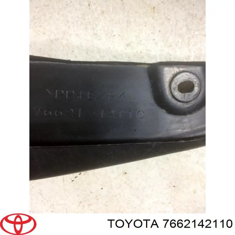 7662142110 Toyota chlapacz przedni prawy