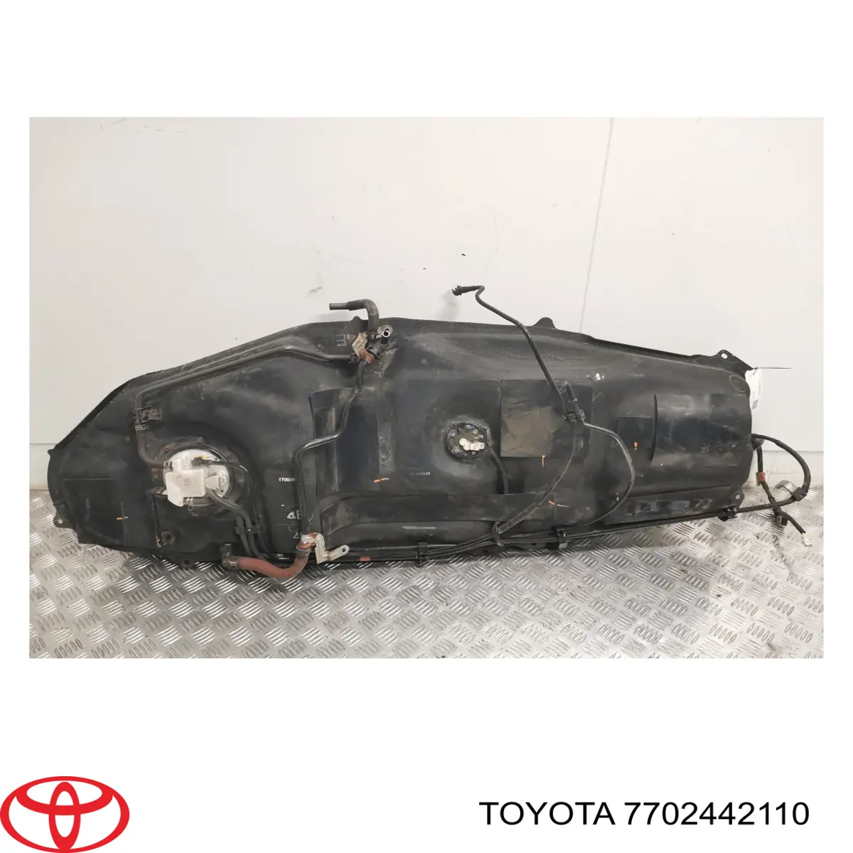 Filtr paliwa Toyota 7702442110 cena, od 93,52 USD