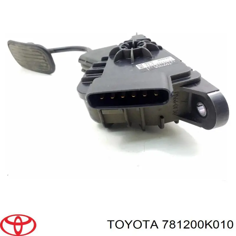  Pedał przyspieszenia (gazu) Toyota Hilux 