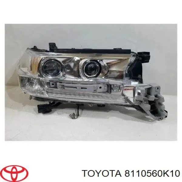8110560K10 Toyota Reflektor prawy