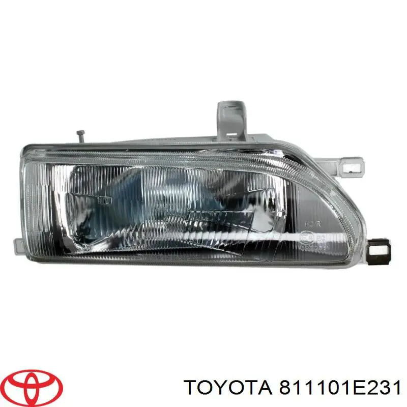 Reflektor prawy Toyota 811101E231 cena, od 81,32 USD