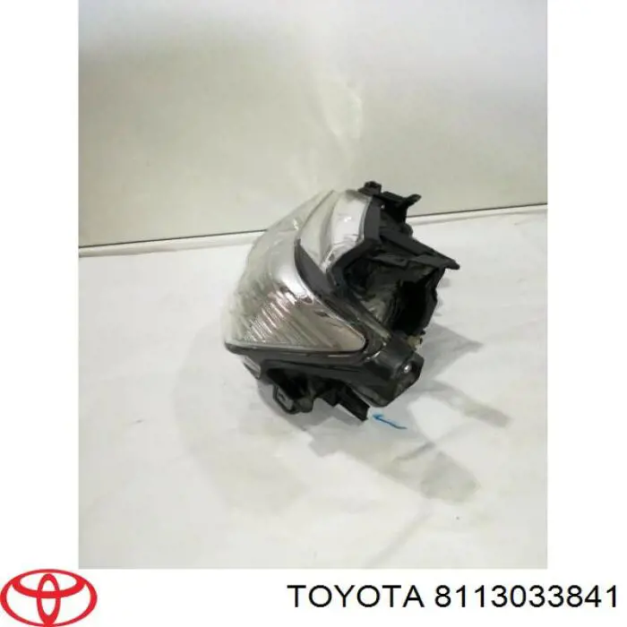 Reflektor prawy Toyota 8113033841 cena, od 162,64 USD