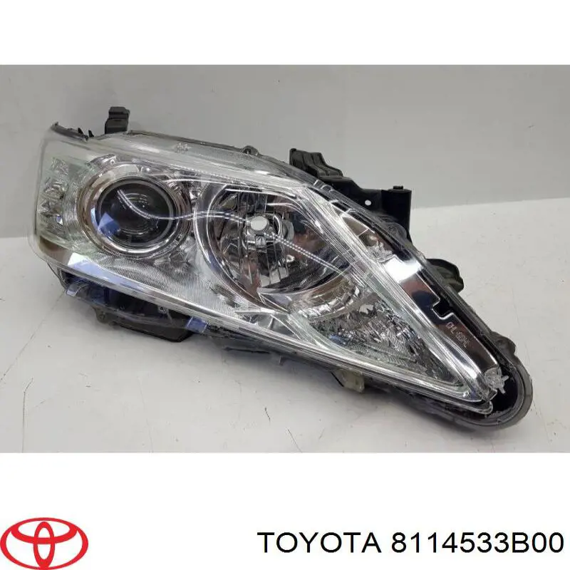 8114533B00 Toyota Reflektor prawy