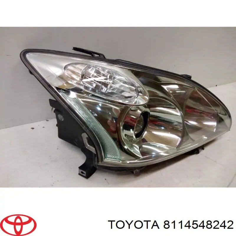 Do koszyka 8114548242 Toyota Reflektor prawy