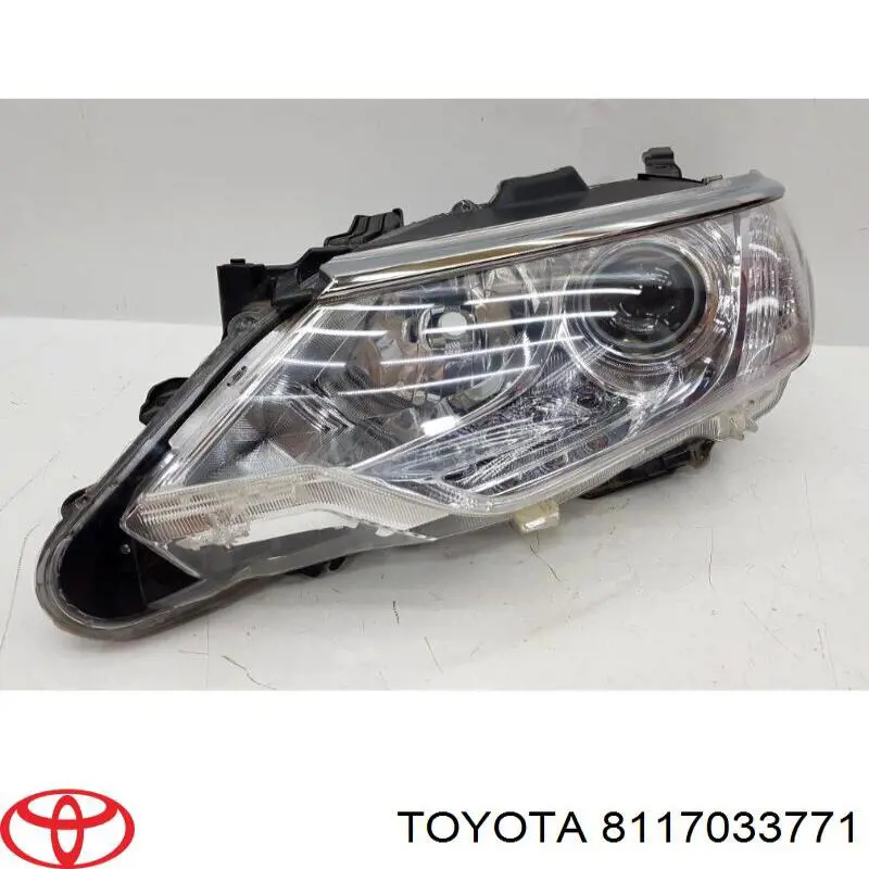 Reflektor lewy Toyota 8117033771 cena, od 663,22 USD