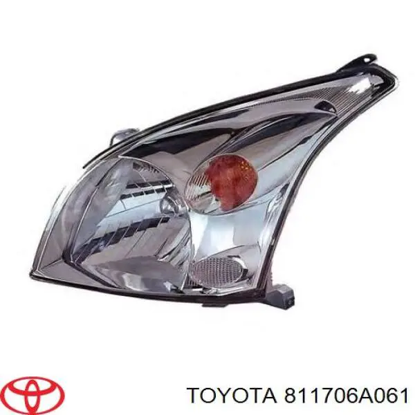 811706A061 Toyota Reflektor lewy