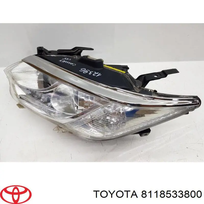 Reflektor lewy 8118533800 Toyota