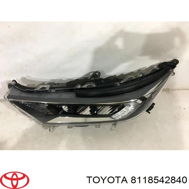 8118542840 Toyota Reflektor lewy