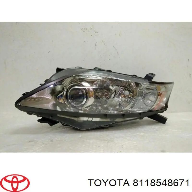 8118548671 Toyota Reflektor lewy