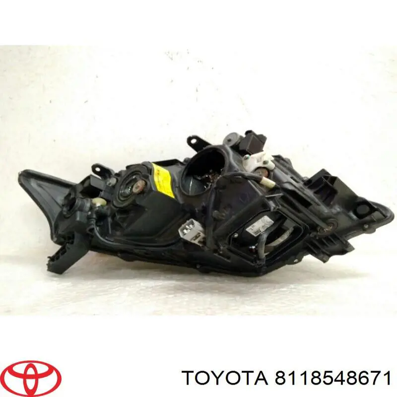 Reflektor lewy Toyota 8118548671 cena, od 2004,28 USD
