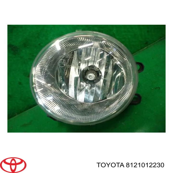 Lampa przeciwmgielna prawa Toyota 8121012230 cena, od 81,72 USD