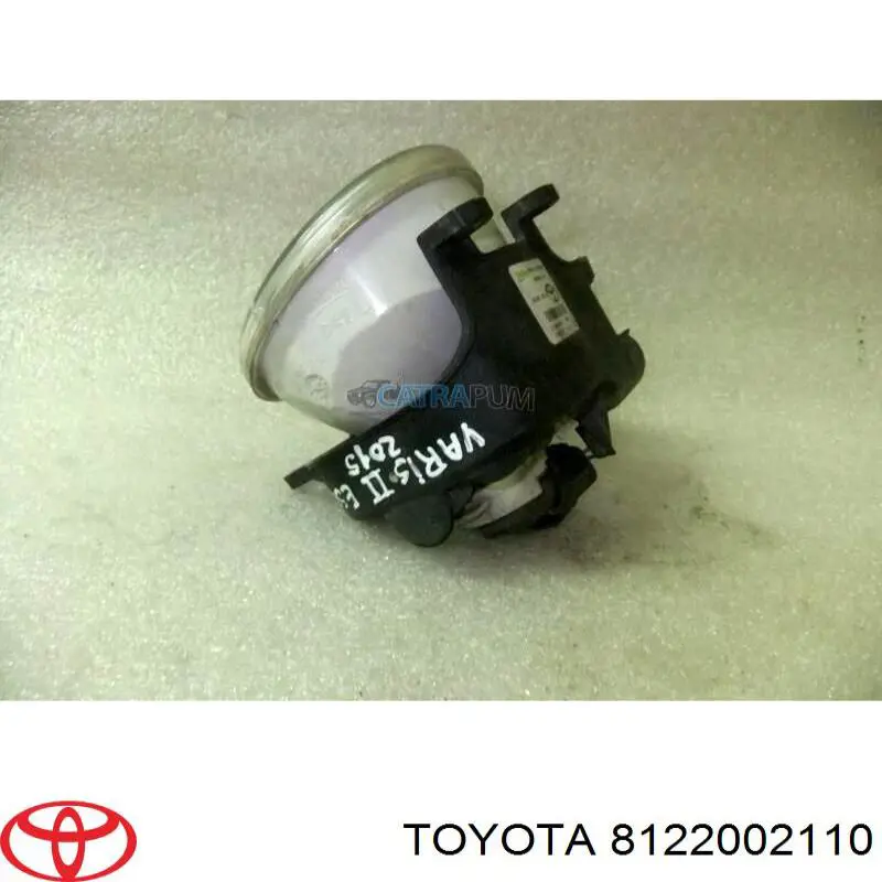 8122002110 Toyota Lampa przeciwmgielna lewa