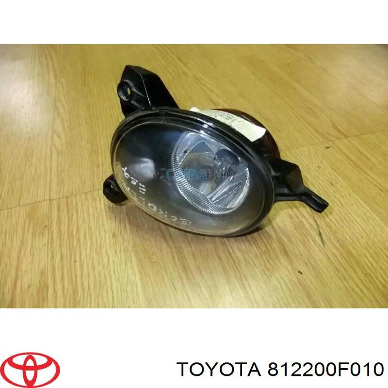 Lampa przeciwmgielna lewa Toyota 812200F010 cena, od 62,99 USD