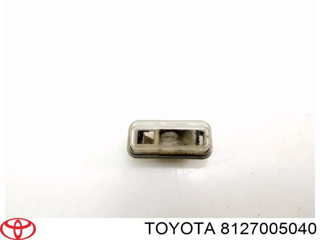 Lampa oświetlenia tylnej tablicy rejestracyjnej Toyota 8127005040 cena, od 40,88 USD
