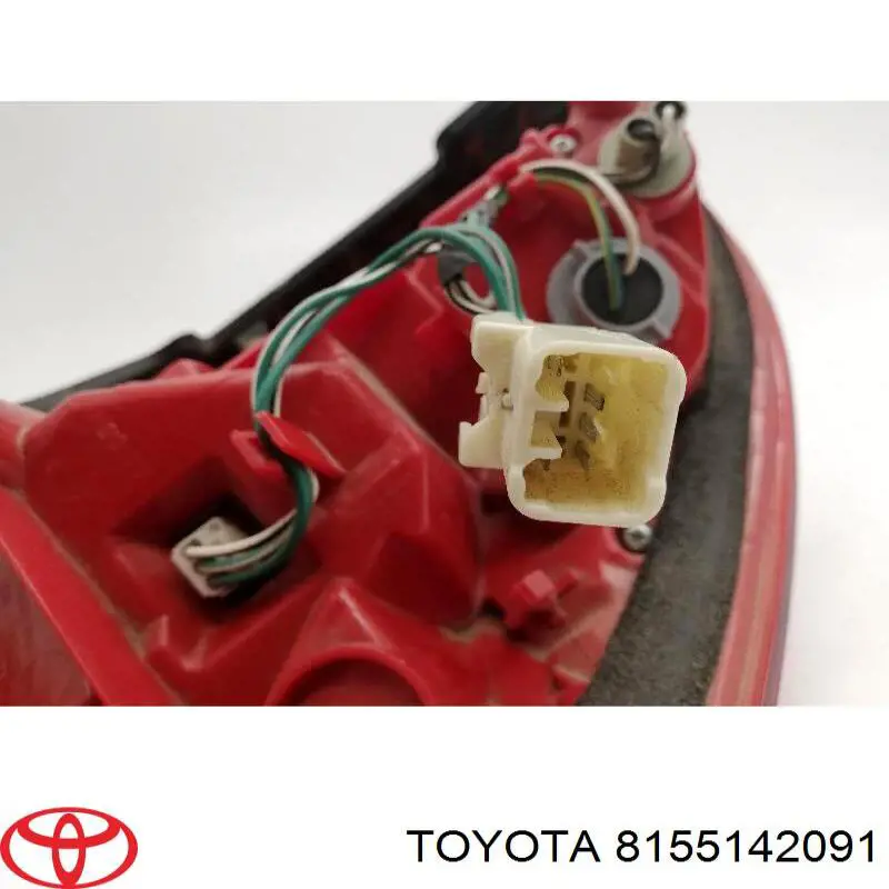 Do koszyka 8155142091 Toyota Lampa zespolona tylna prawa