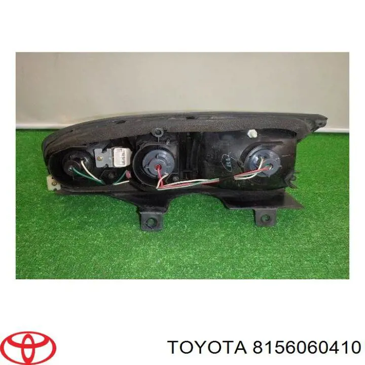 Lampa zespolona tylna lewa Toyota 8156060430 cena, od 166,85 USD