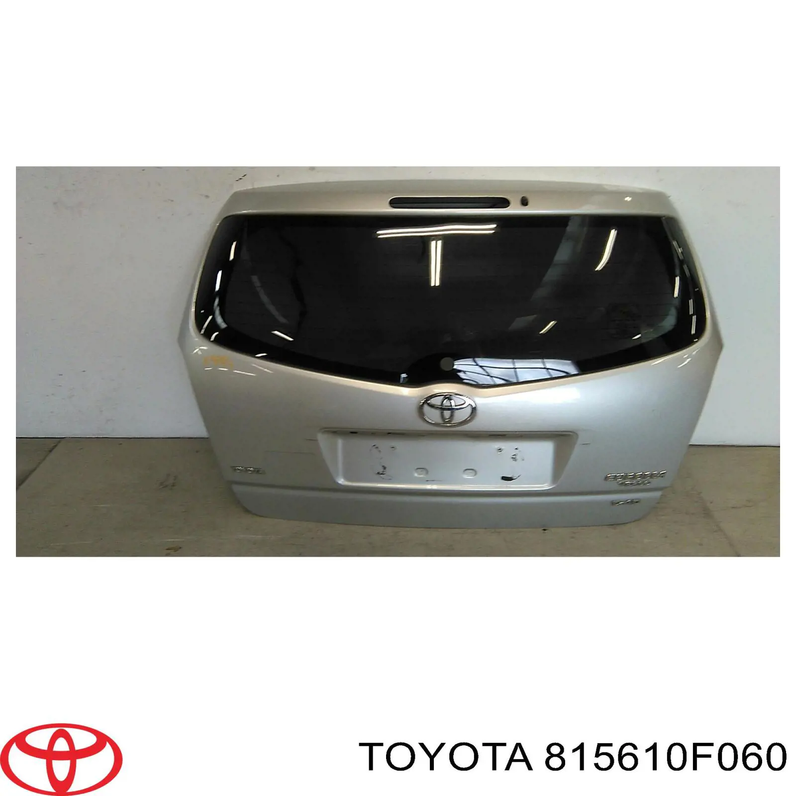 815610F060 Toyota Lampa zespolona tylna lewa