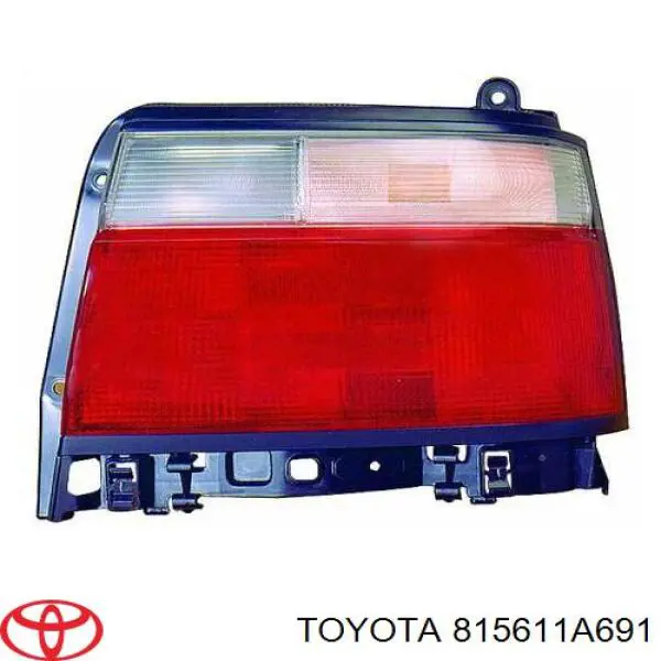 815611A690 Toyota Lampa zespolona tylna lewa