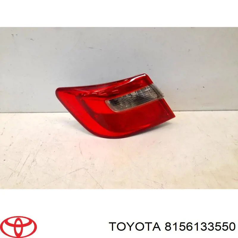Lampa zespolona tylna lewa zewnętrzna Toyota 8156133550 cena, od 97,02 USD