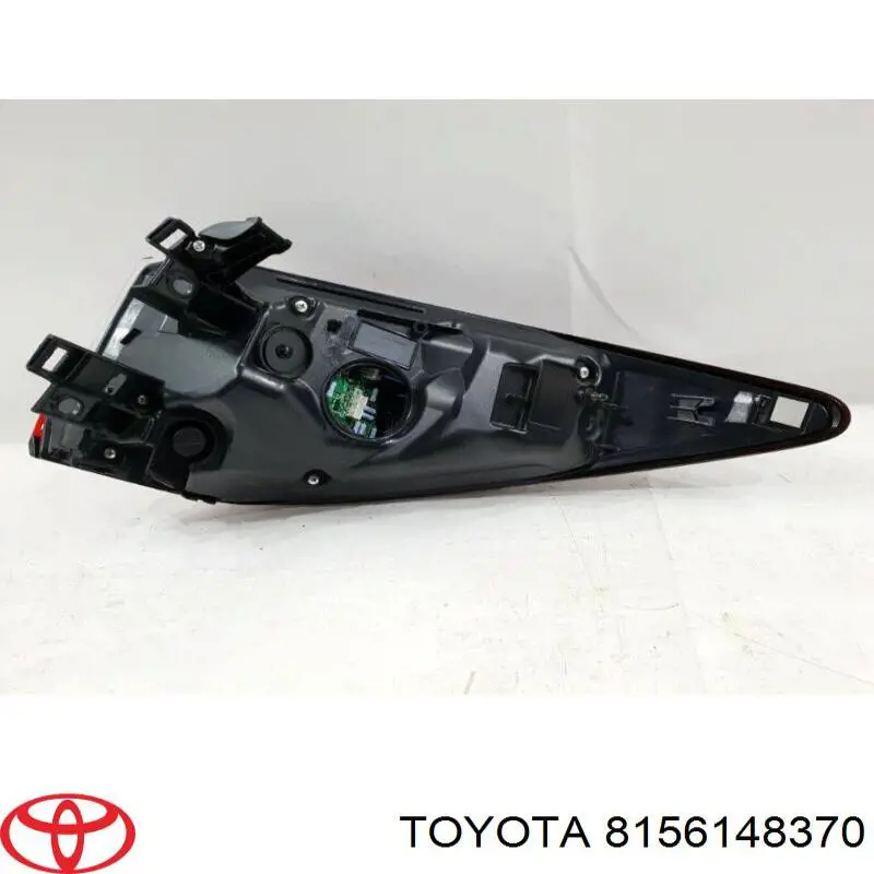 Lampa zespolona tylna lewa zewnętrzna Toyota 8156148370