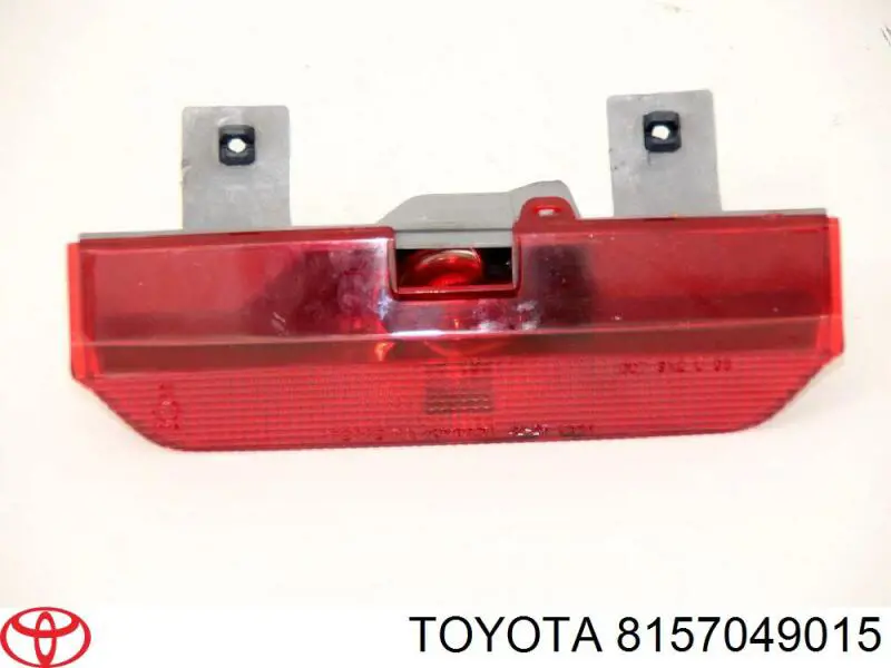 Lampa stop tylna dodatkowa Toyota RAV4 2 (XA2)