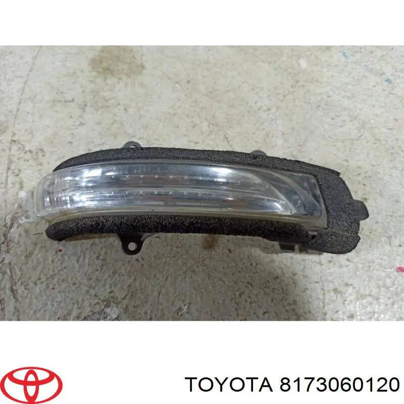 8173060120 Toyota Kierunkowskaz lusterka prawy