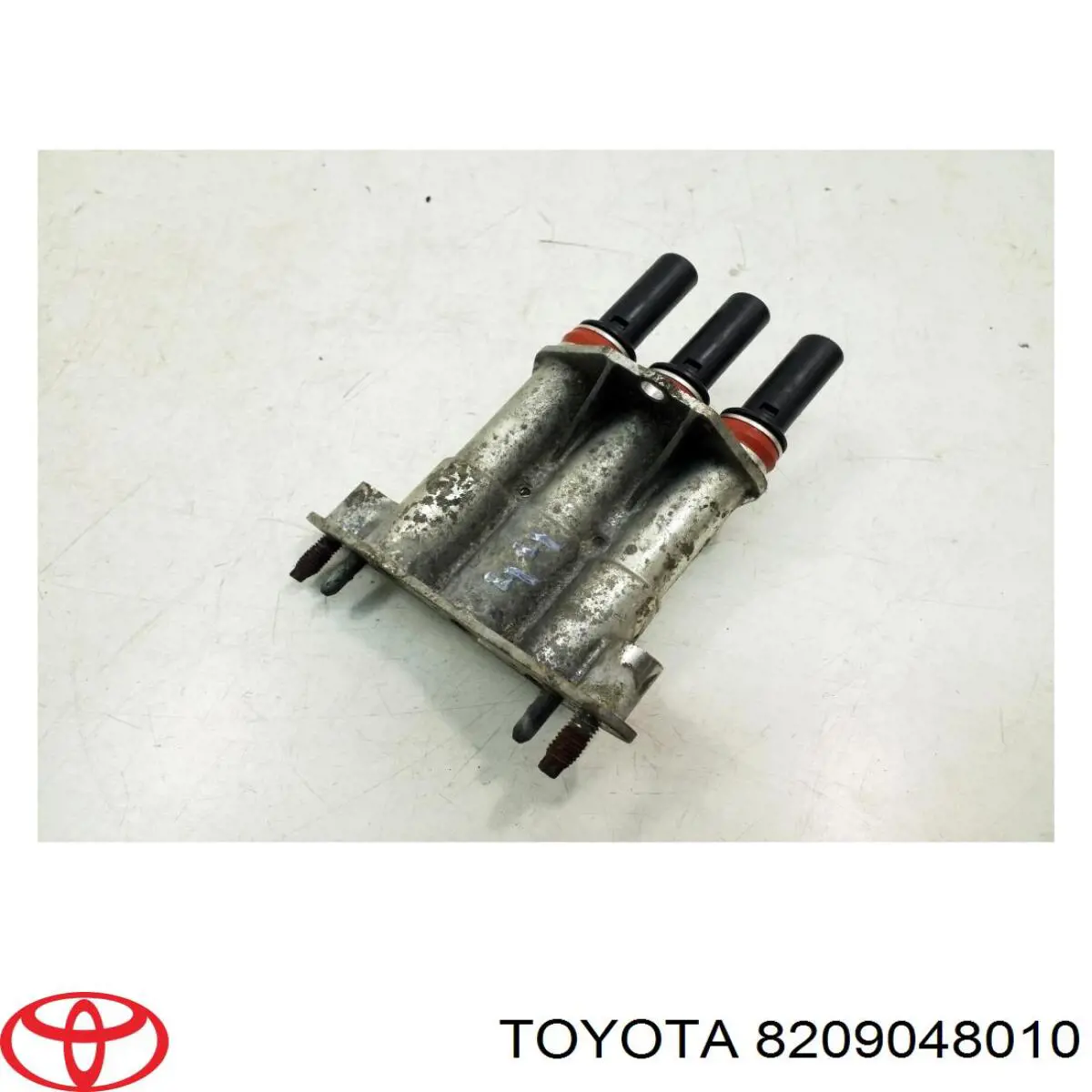 8209048010 Toyota Most tylny kompletny