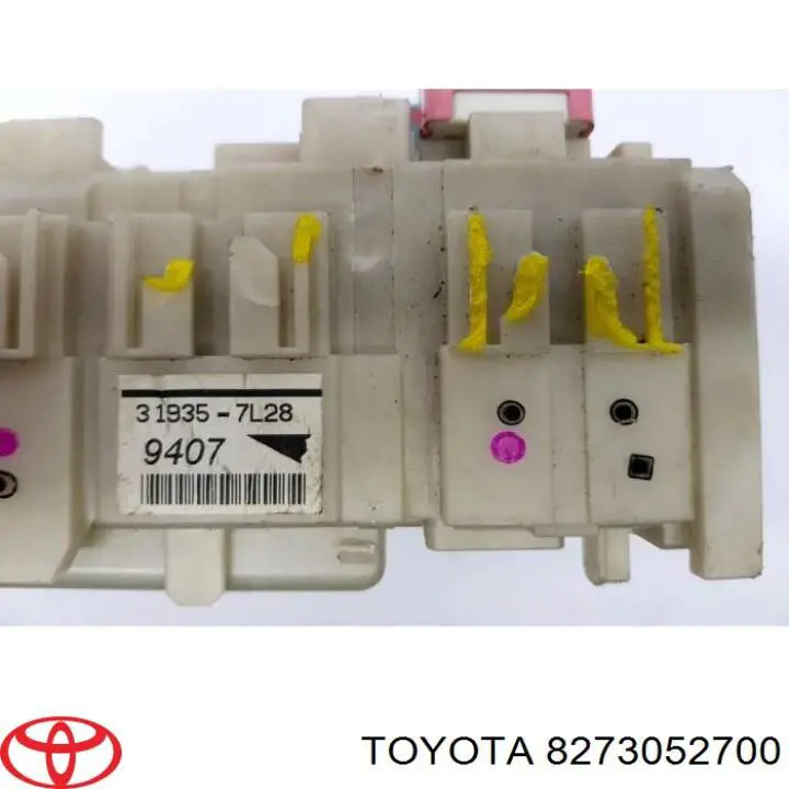  8273052700 Toyota