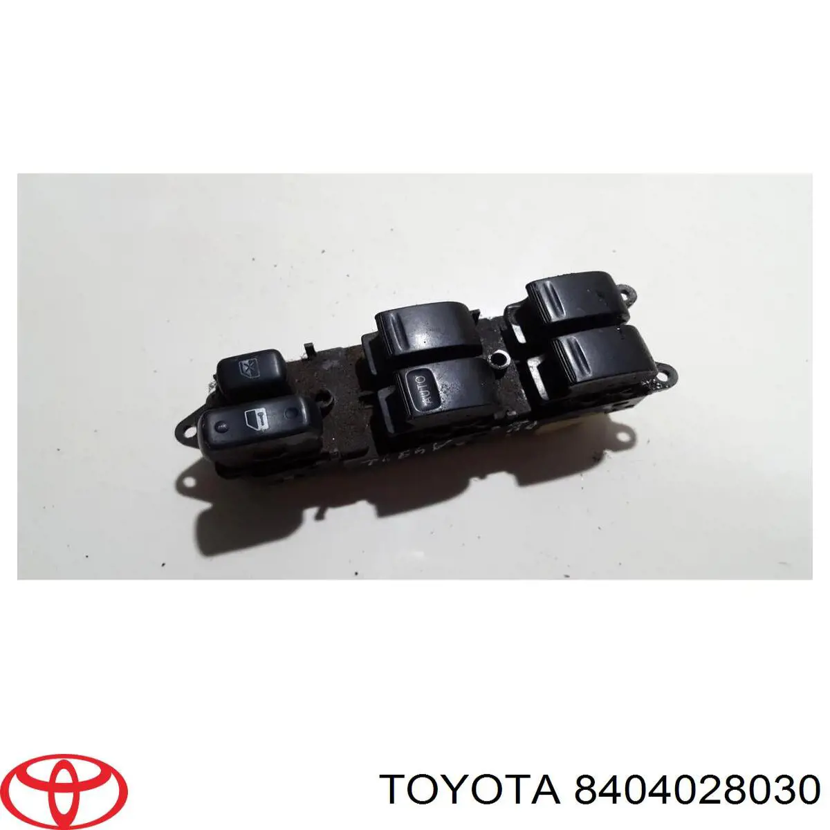 Panel przyciskowy sterowania podnośnikiem szyb konsoli centralnej Toyota 8404028030 cena, od 71,51 USD