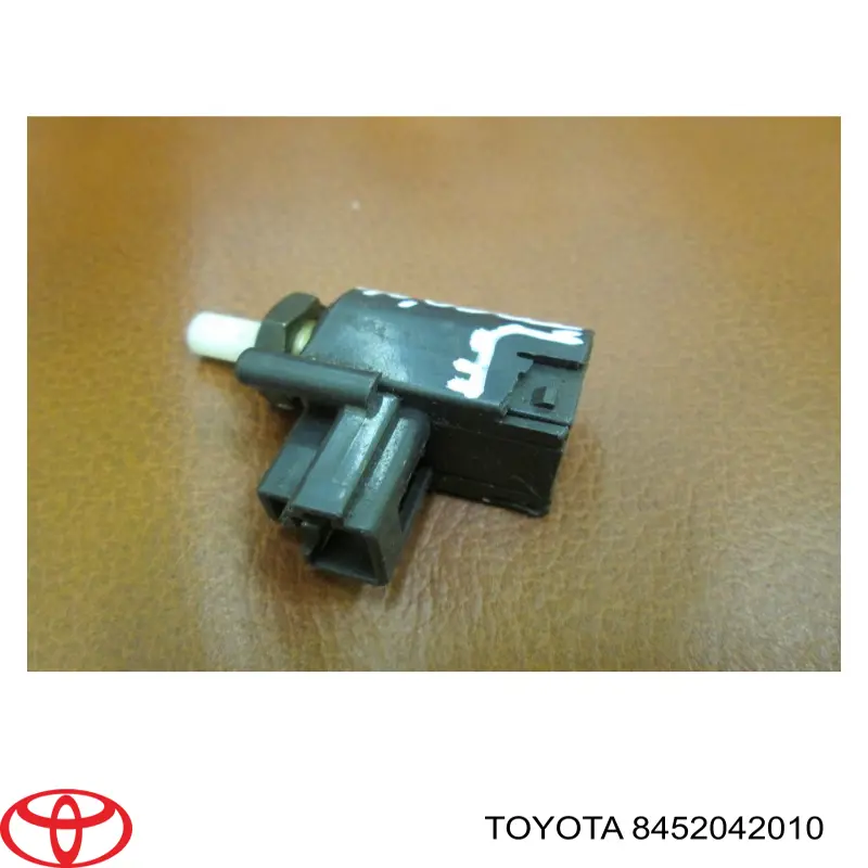 Do koszyka 8452042010 Toyota Czujnik włączania sprzęgła