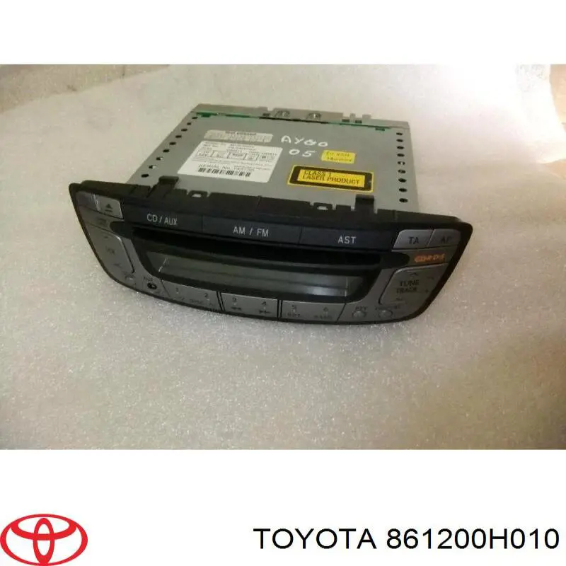 861200H010 Toyota Radioodtwarzacz (radio AM/FM)