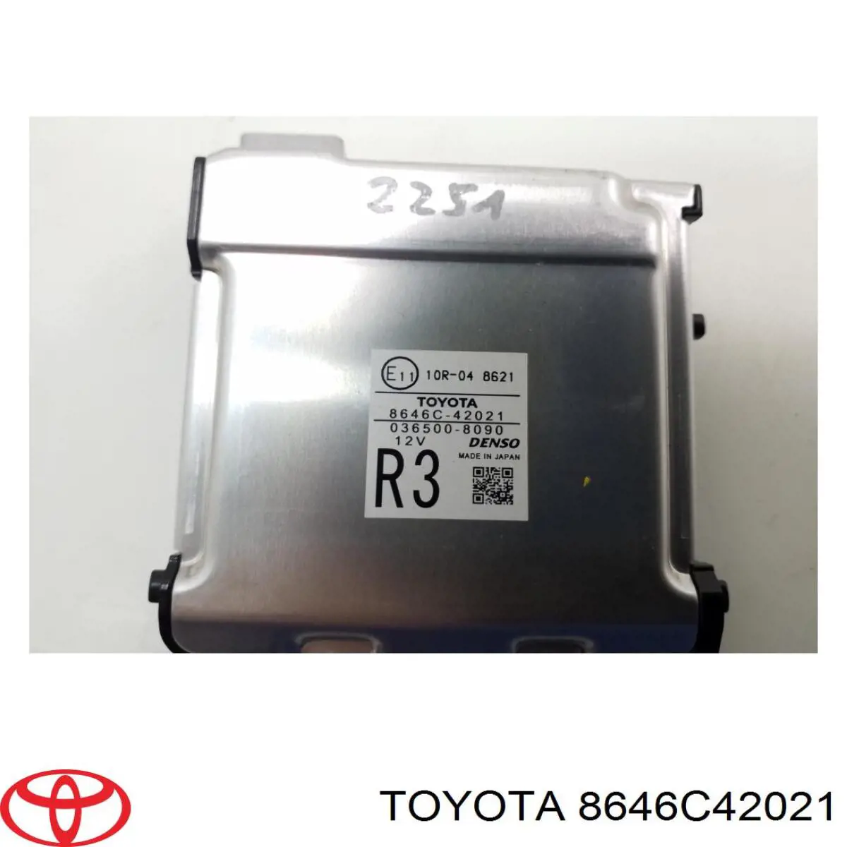 Do koszyka 8646C42021 Toyota 