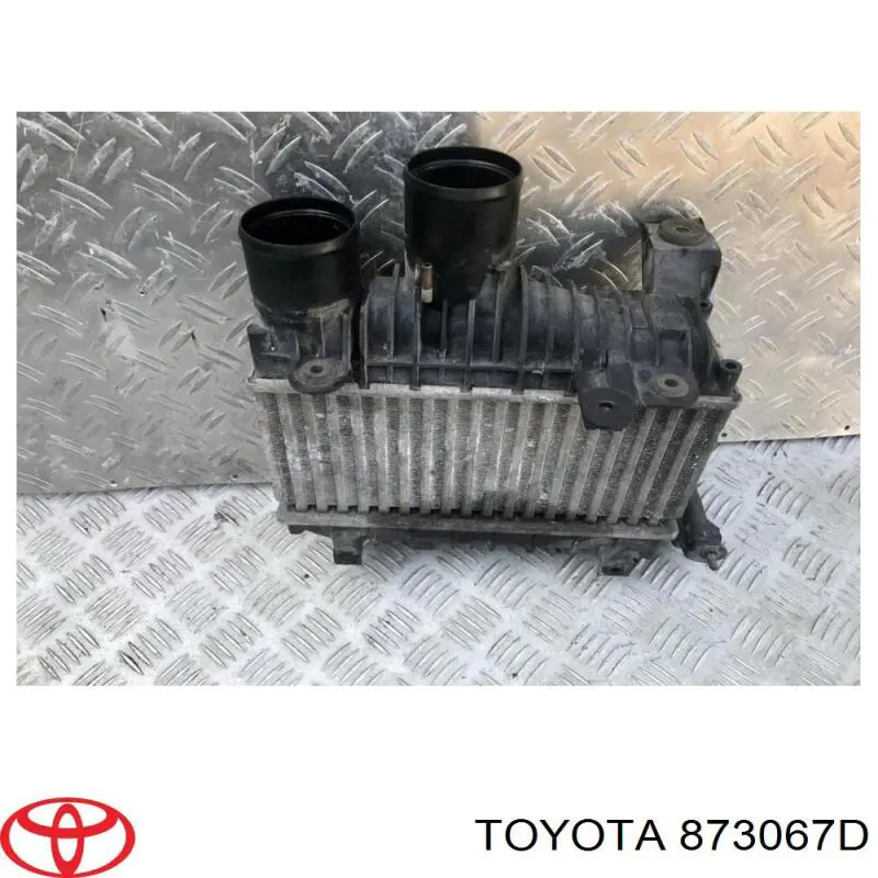 Do koszyka 873067D Toyota Chłodnica intercoolera