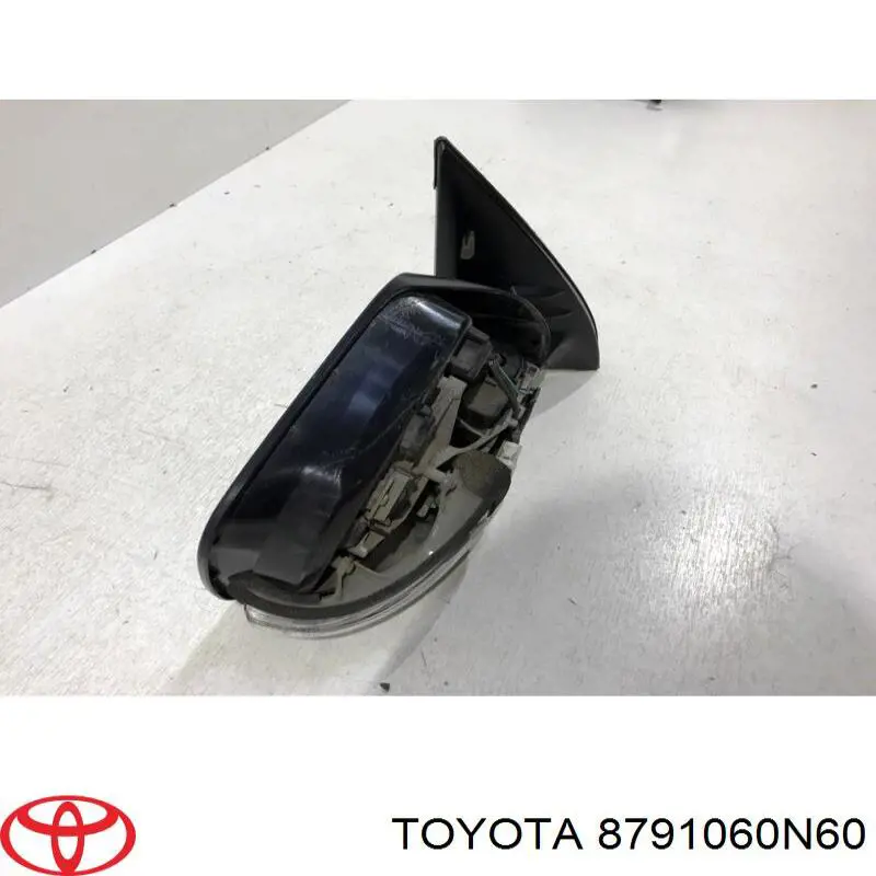 8791060N50 Toyota Lusterko wsteczne prawe