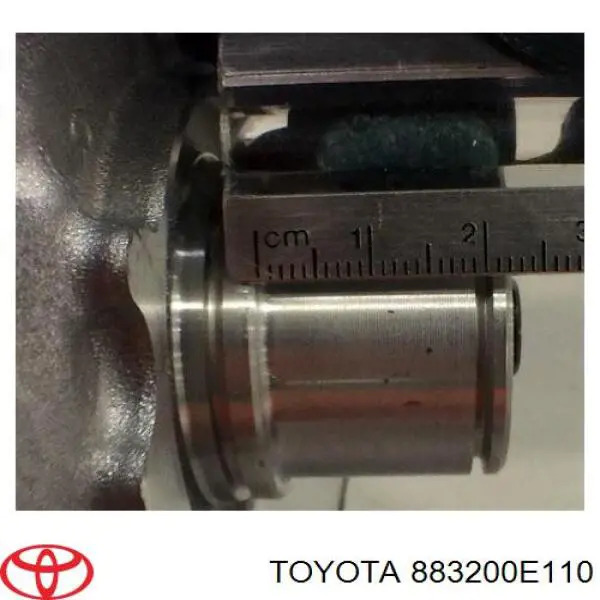 Sprężarka klimatyzacji Toyota 883200E110 cena, od 947,59 USD