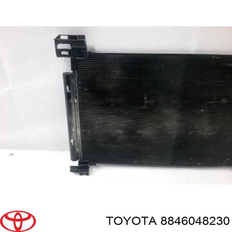 Chłodnica klimatyzacji Toyota 8846048230 cena, od 141,05 USD