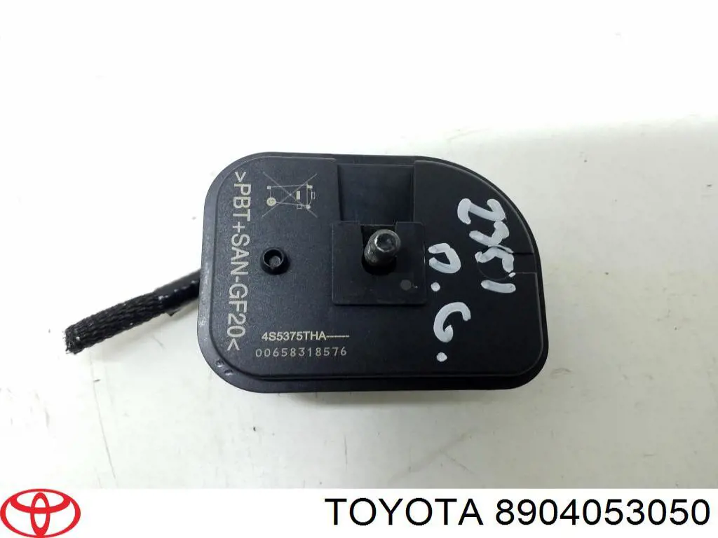 8904053050 Toyota 