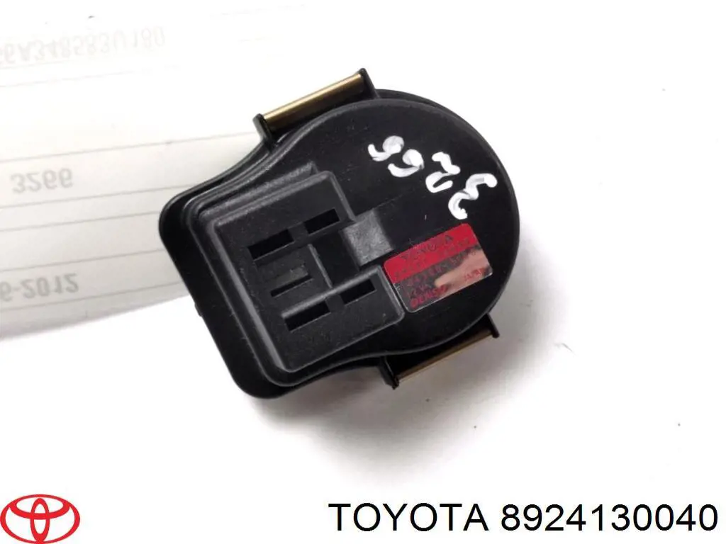 8924130040 Toyota Czujnik ciśnienia w amortyzatorach