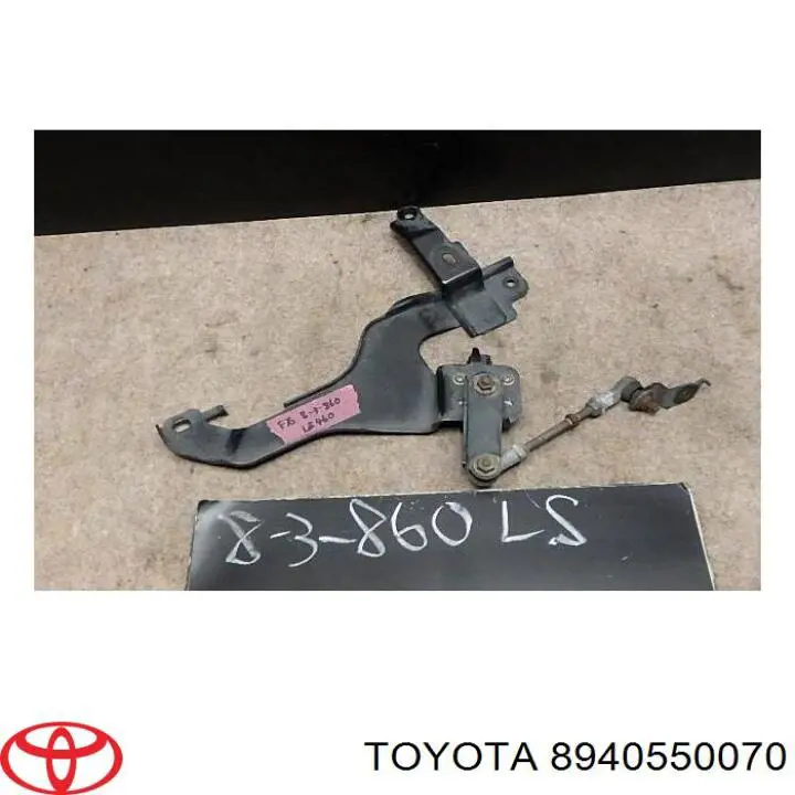 Czujnik położenia pojazdu przedni prawy Toyota 8940550070 cena, od 96,84 USD