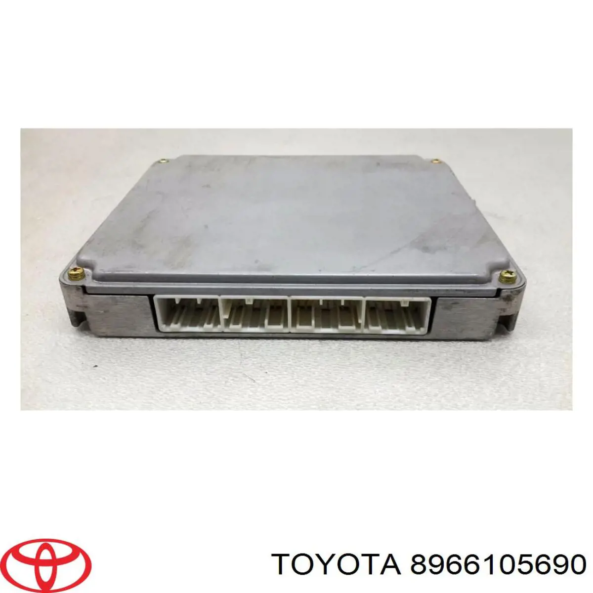 Sterownik silnika Toyota Avensis II sedana (T25) (2003 - 2008) cena, od 107,22 USD