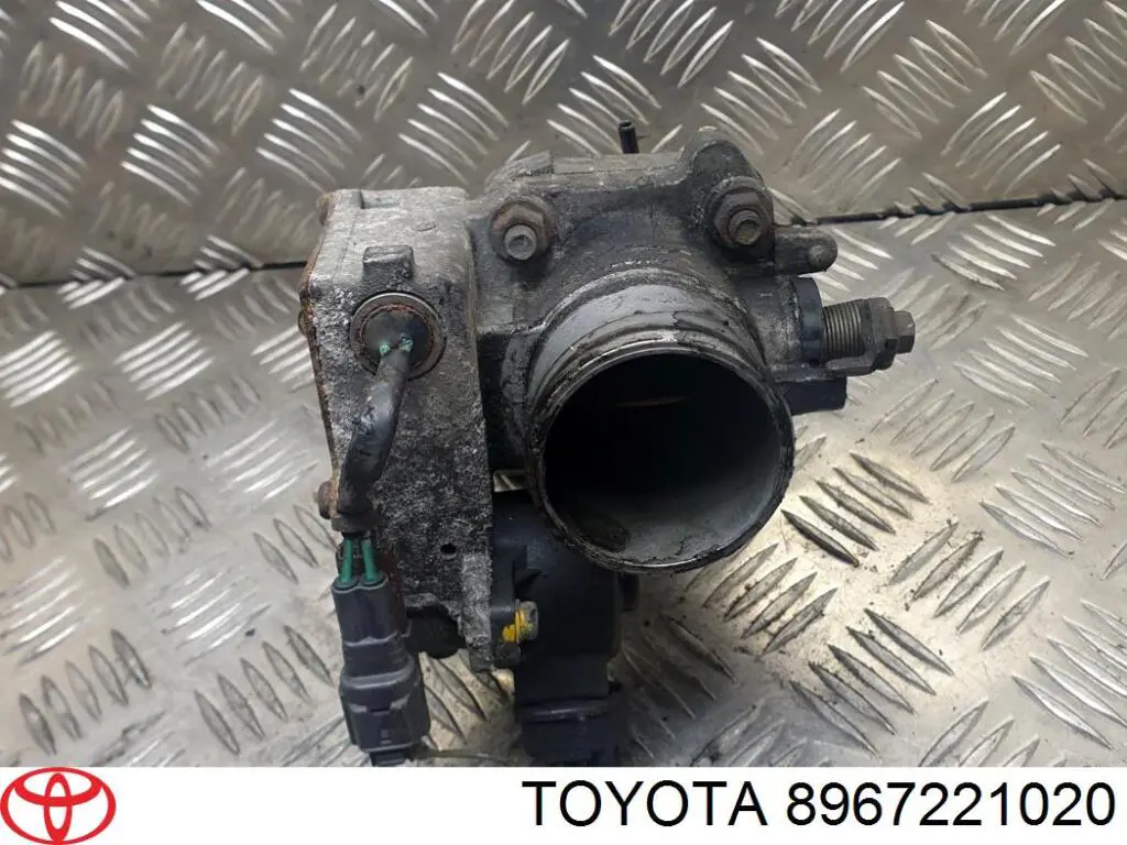 Przepustnica, komplet Toyota RAV4 II SUV (XA2) (2000 - 2005) cena, od 77,93 USD