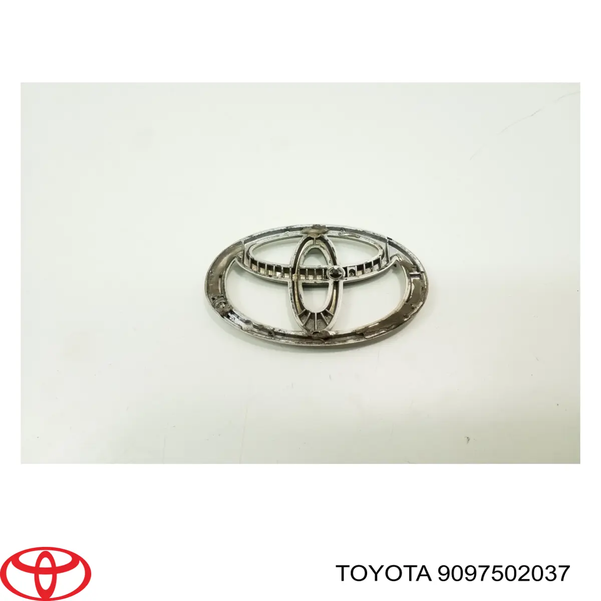 Emblemat na klapę bagaznika (znaczek firmowy) Toyota 9097502037 cena, od 137,75 USD