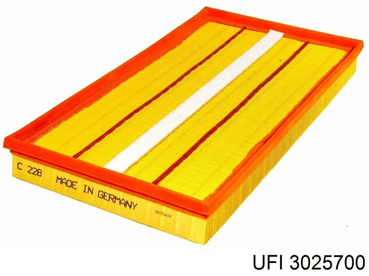 Do koszyka 3025700 UFI Filtr powietrza