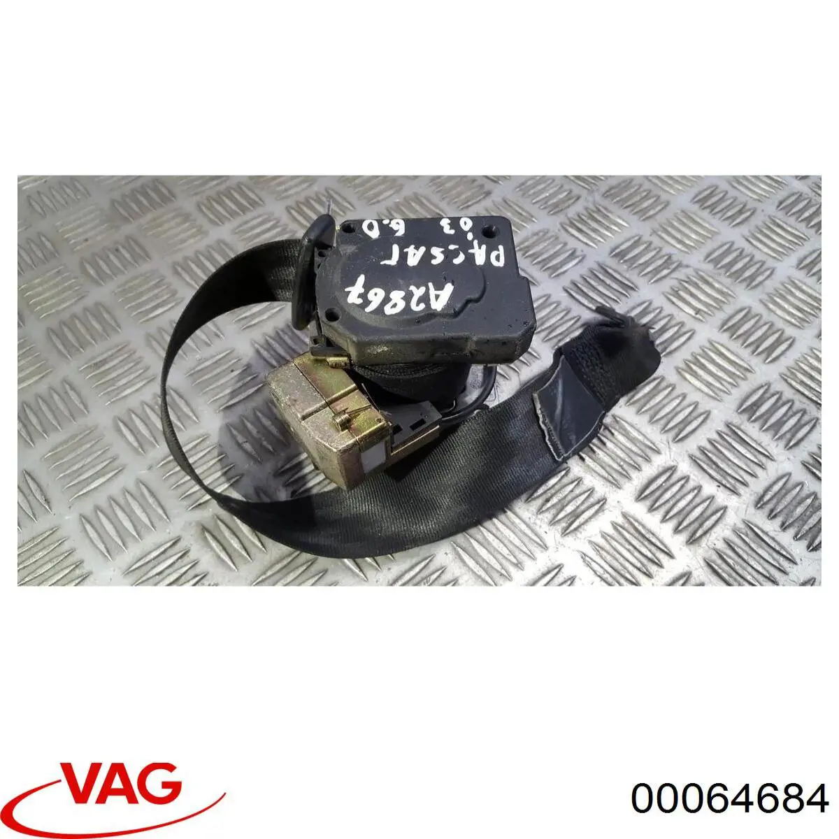 00064684 VAG Pas bezpieczeństwa przedni prawy