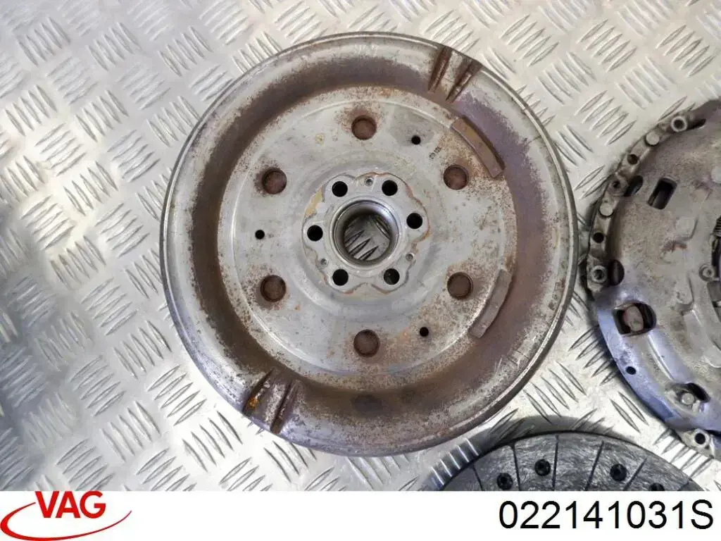 Do koszyka 022141031S VAG Tarcza sprzęgła