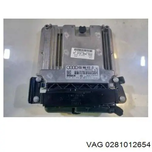 Sterownik silnika do Audi A4 B7 8EC